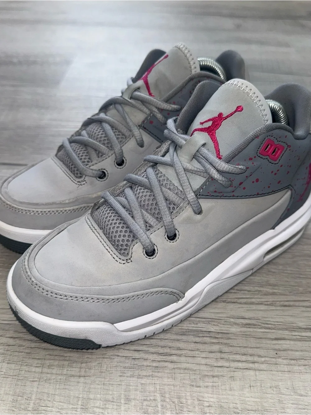 Nike Air Jordan Flight Size 4 Youth Gray And Pink 820250-001 Great Shape!